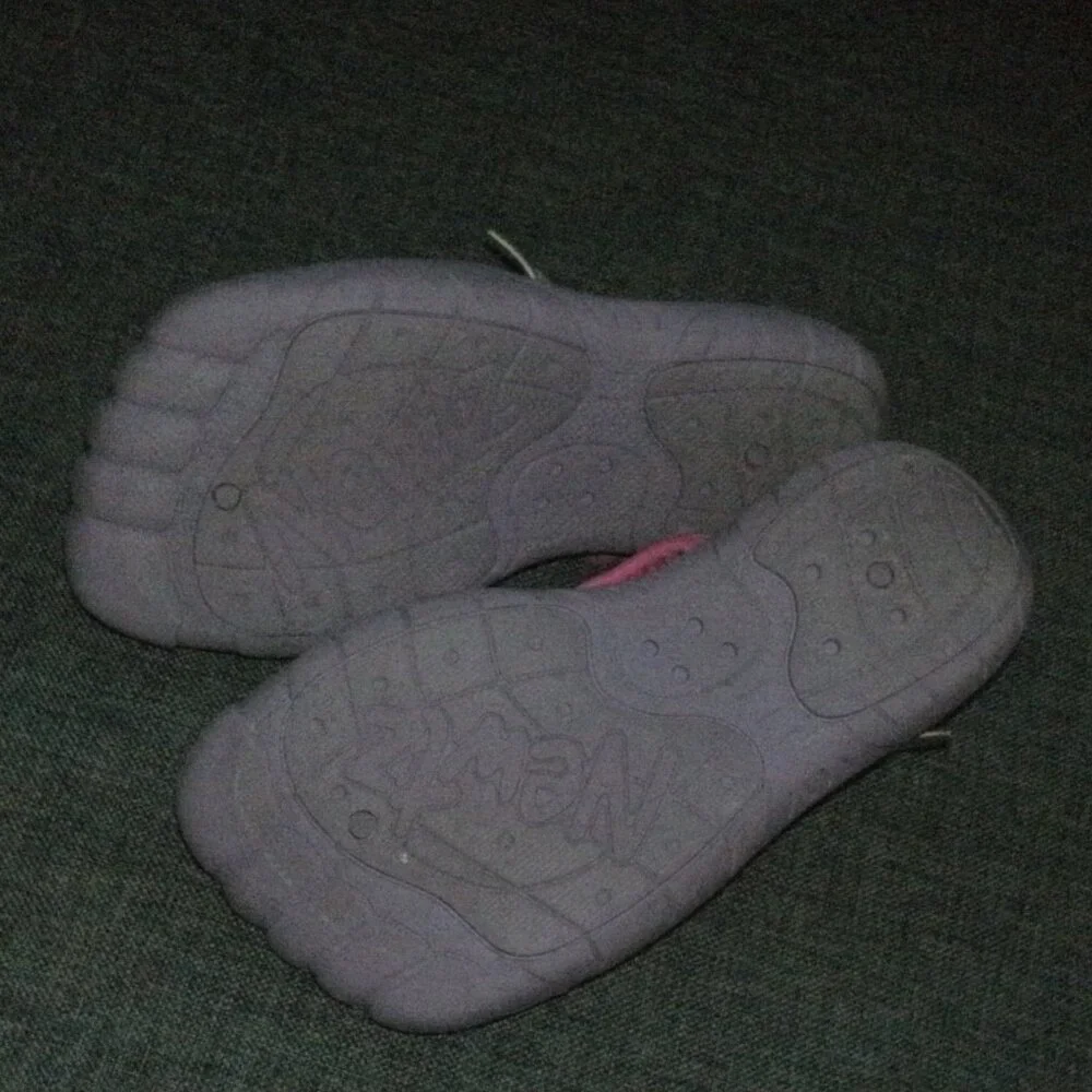 Newtz Beach Swim Water Shoes Pink & Purple with Mermaid Toddler size 9/10